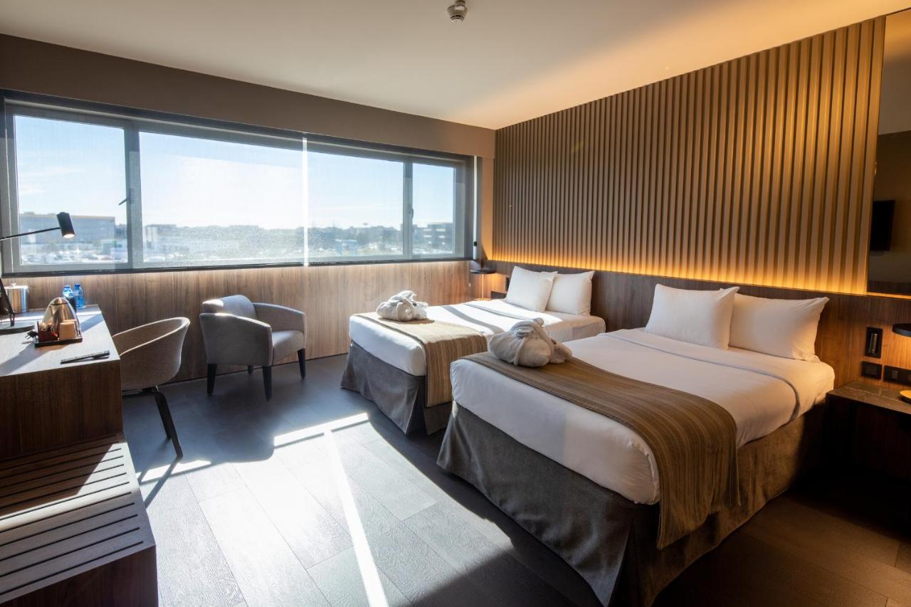 Bah Barcelona Airport Hotel El Prat de Llobregat Esterno foto